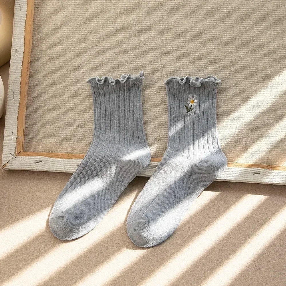 New Style Crew Socks for Women Spring Fashion Cute Flower Long Cotton Socks Japanese Style Breathable Casual Trendy Absorb Sweat