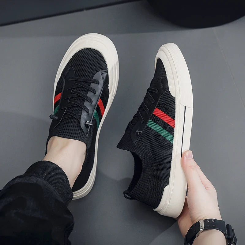 Fashionable Striped Sports Shoes with Breathable and Soft Soles, Summer Breathable Mesh Fabric, White Casual Shoes, Flat Bottom