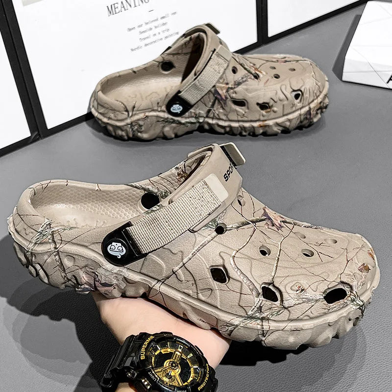 Men Slippers High Quality Classic Outdoor Anti-Slip Garden Shoes Lightweight Fashion Casual Sandals for Men Platform