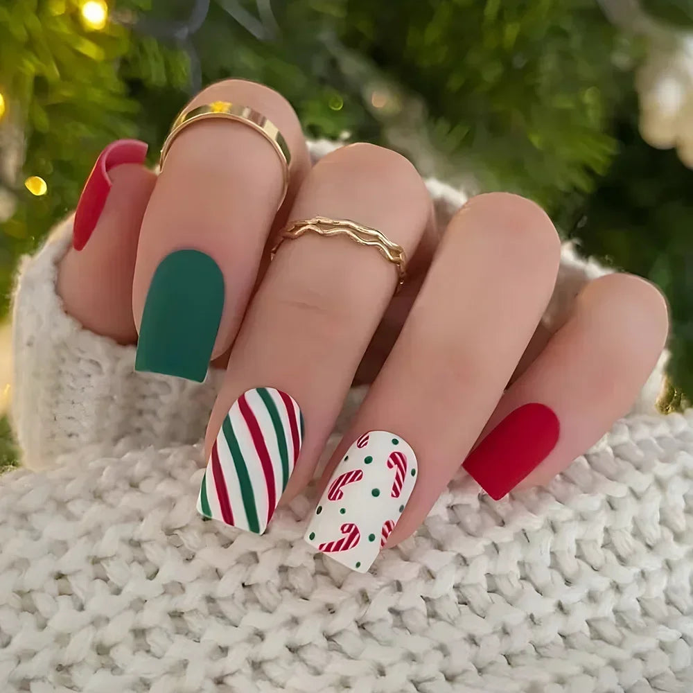 24Pcs Coffin Christmas Handmade Press on Nails Full Cover Snow Tree Design Santa Claus False Nails Wearable Manicure Nail Tips