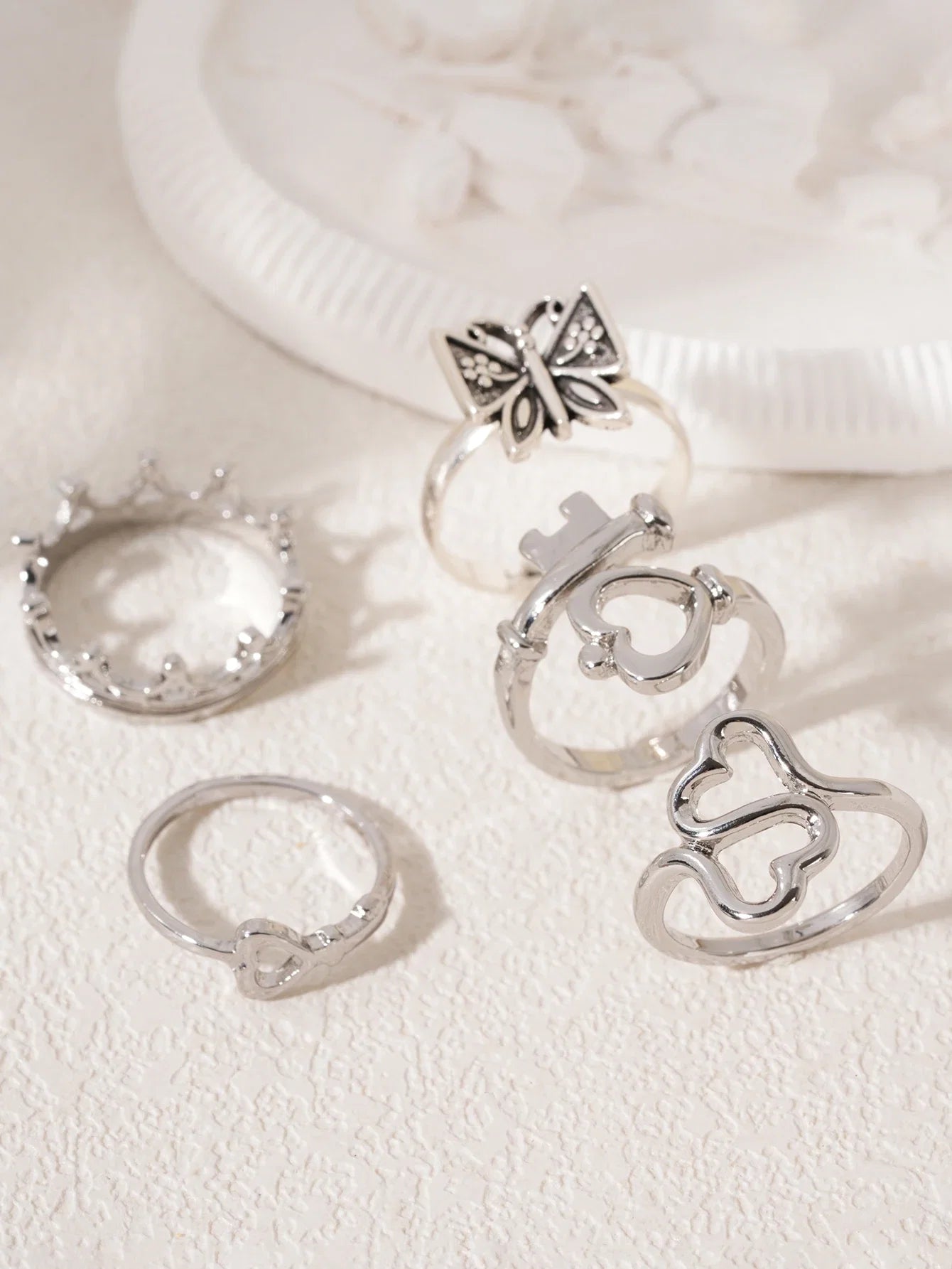 Heart Butterfly Ring Set Crown Heart-Shaped Designs Stackable Vintage Jewelry for Women, Boho Punk Fashion Accessory