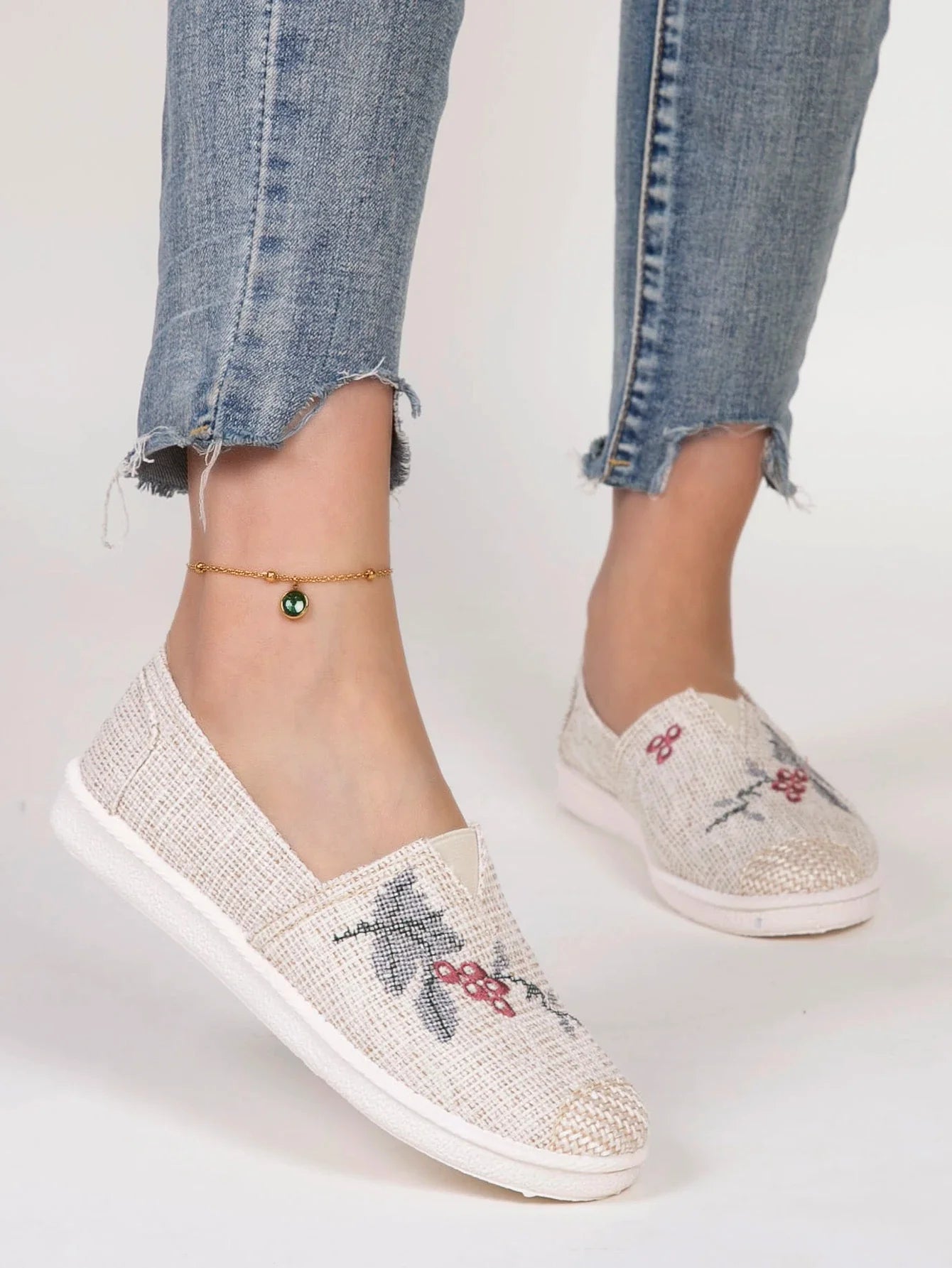 Spring new women's sports shoes, fashionable, breathable, lightweight, non-slip, wear-resistant, casual sports shoes, flat shoes