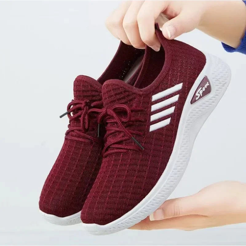 Trendy Shoes New Fly-Knit Sneakers Spring and Summer Soft Bottom Casual Mom Shoes Mesh Low-Top Running Student Shoes
