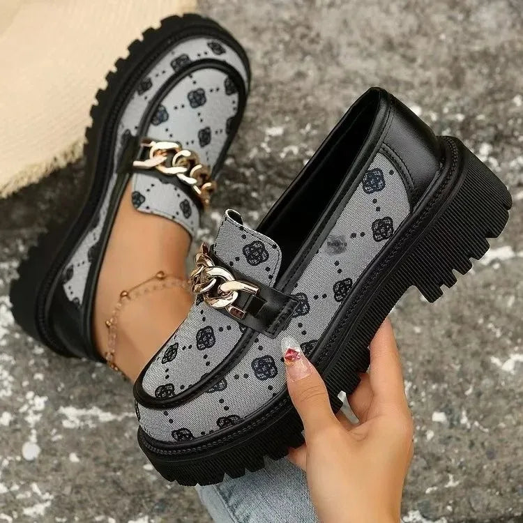 Trendy British Style Flats with Thick Heels, Leather Shoes Spring Autumn Floral Pattern.
