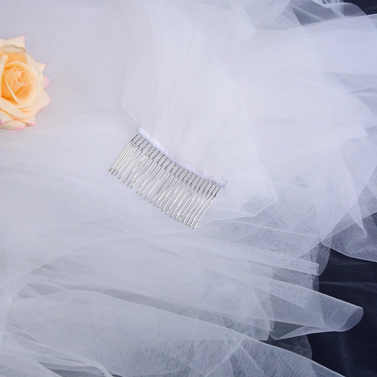 Short Wedding Veil 2 layers Bridal Veils Cover Face Blusher Elbow Length Veil Gorgeous Wedding Hair Accessories Halloween V183