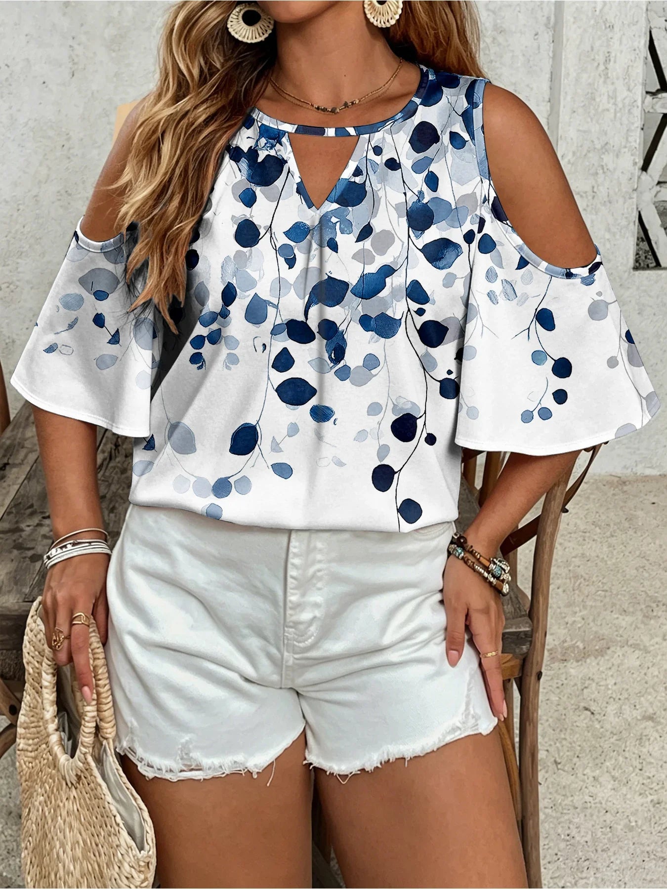 Women's Plus Size Women's Blue Leaf Print Off Shoulder V-Neck Hollowed Out Mid Sleeve Top, Commuting and Leisure Vacation Top