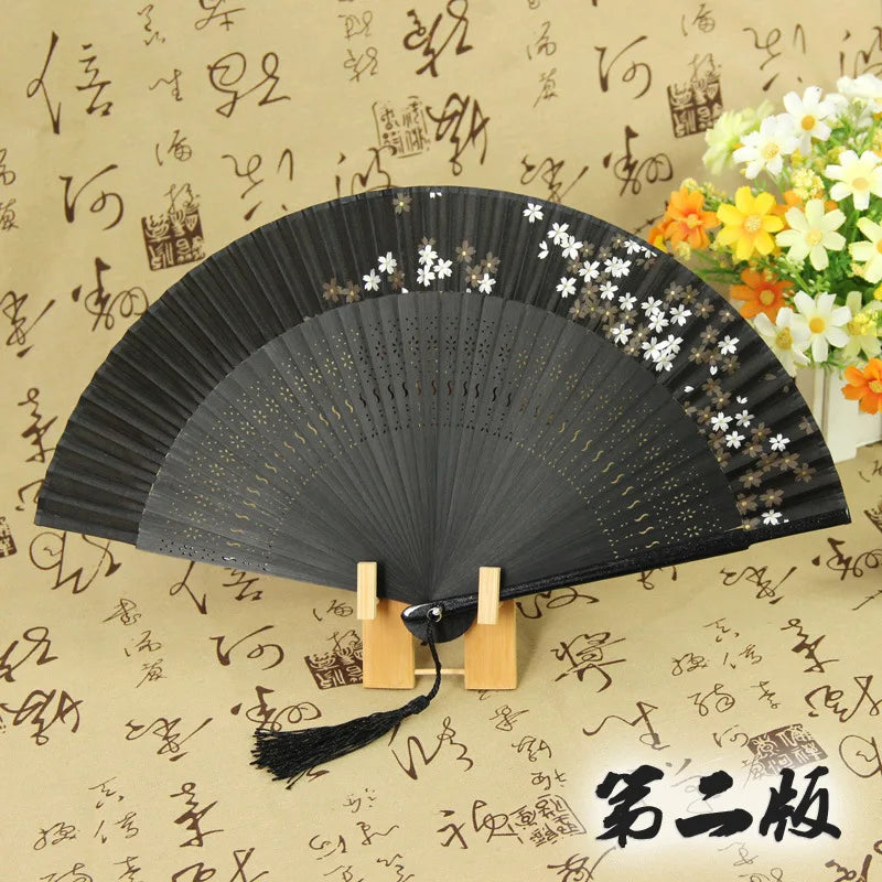 31 Styles Folding Fan Black Japeneses Ladies Silk Hand Fans High Quality Bamboo Crafts Wedding Dance Home Decor Ornament