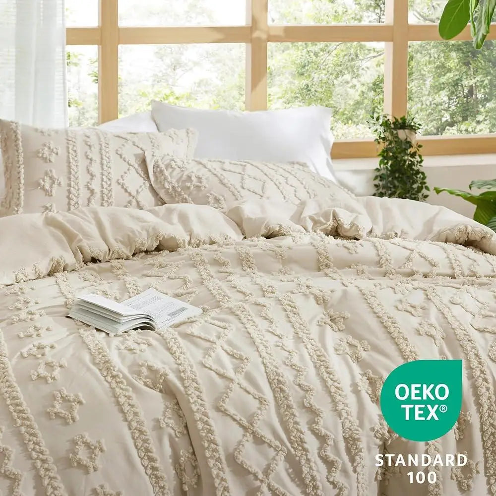 3 Pieces Queen Comforter Set Embroidered Bedding