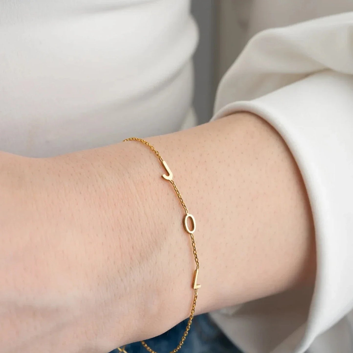 Lemegeton Customized Initial Bracelet with Symbol A-Z Letters Bracelets Stainless Steel Jewelry for Mom Mama Personalized Gifts