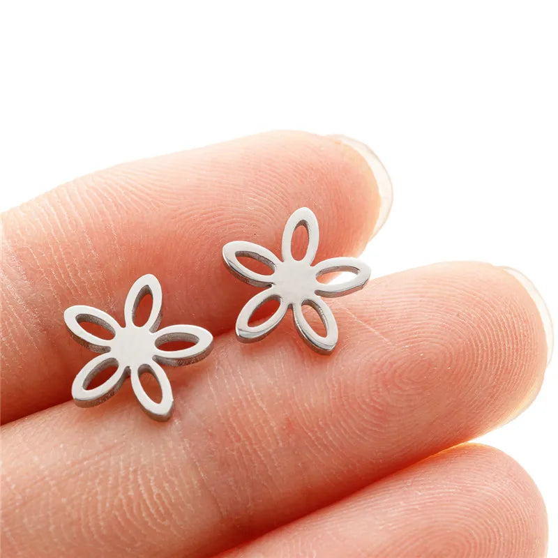 Multiple Stainless Steel Flower Stud Earrings Women Korean Daisy Mandala Rose Lotus Earings Piercing Jewelry Plant Oorbellen