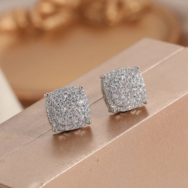 Delicate stud earrings for men and women Square accessories suitable for wedding parties go with everything