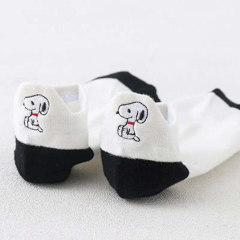 5 Pairs/lot Snoopy Socks Cotton Casual Warm Women Streetwear Kawaii Embroidery Socks Short Happy Ankle Breathable Sports Socks