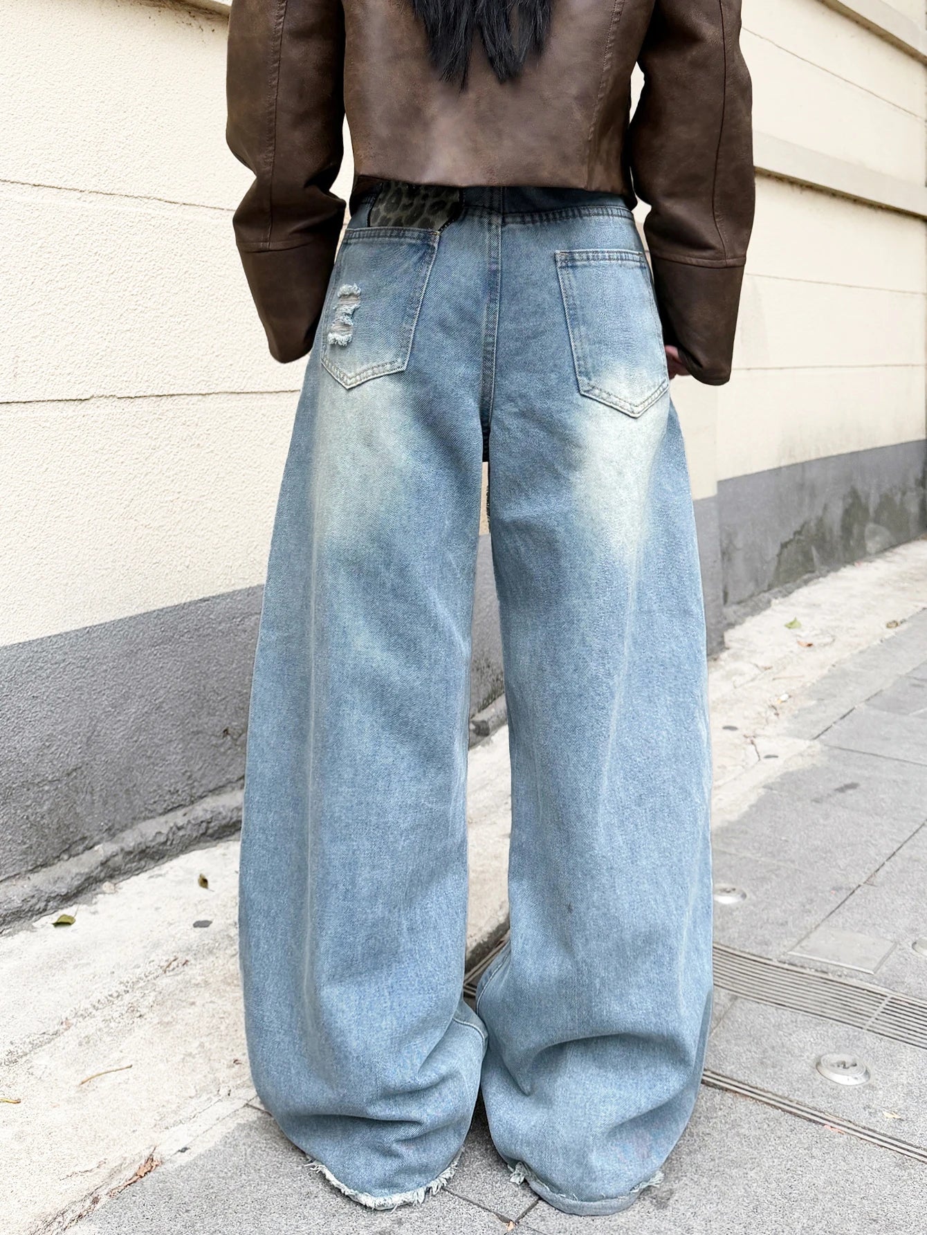 American Retro Heart-Shaped Leopard Print Patchwork Women's Loose High-Waisted Blue Wide-Leg Jeans, Street Fashion Niche Design Versatile Trousers