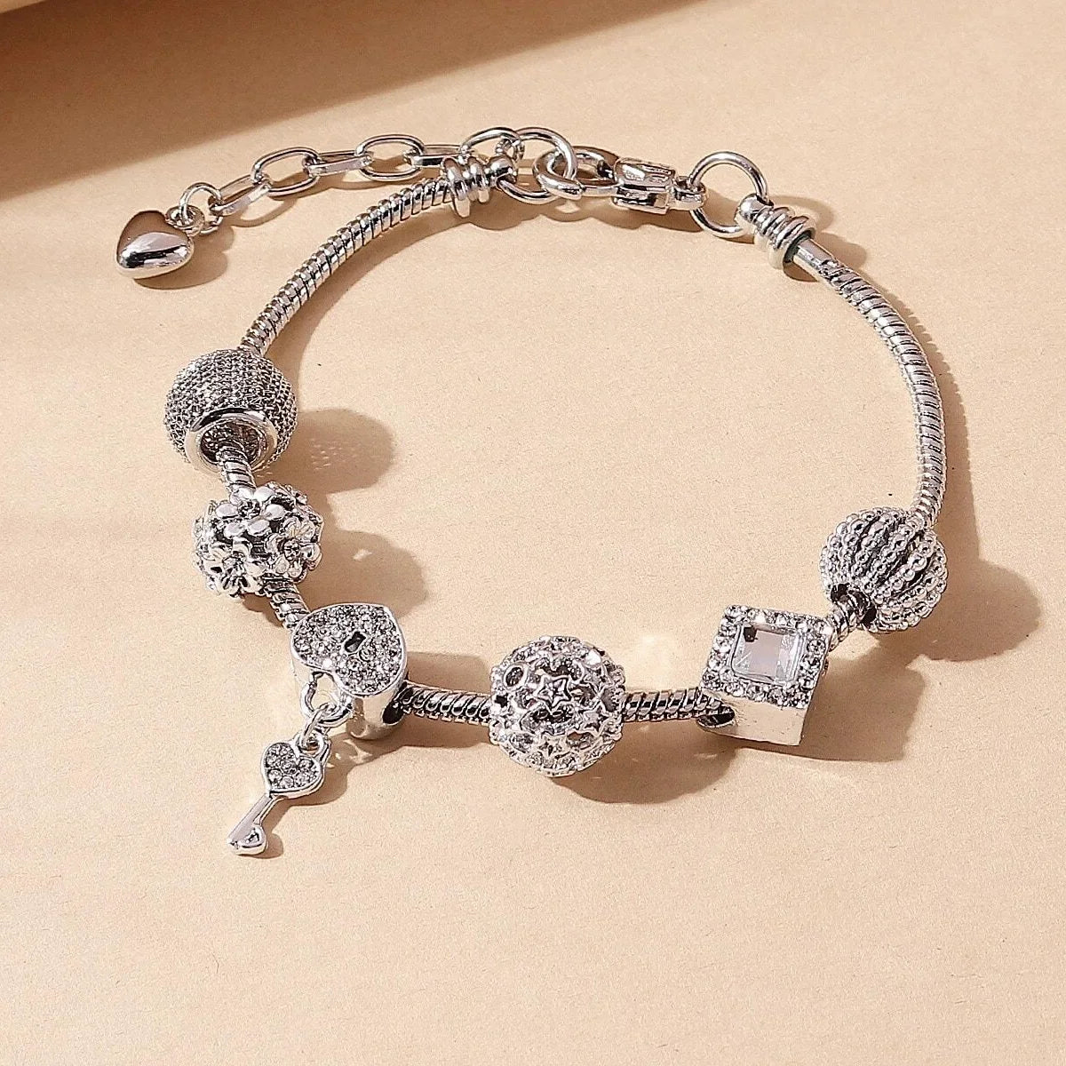 1PC Women's Fashion Multi Element Beaded Love Pan Family Bracelet Jewelry Accessories Daily Party Holiday Gift -005