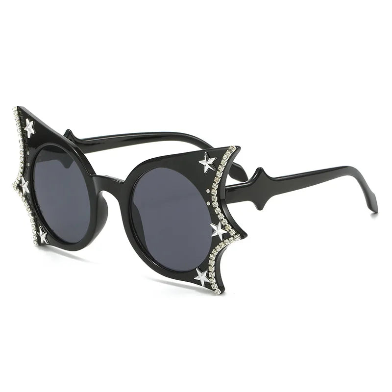 Diamonds Steampunk Sunglasses Women Men Luxury Brand Designer Bat Sun Glasses Trends Punk Rhinestone Shades Eyewear UV400 Oculos