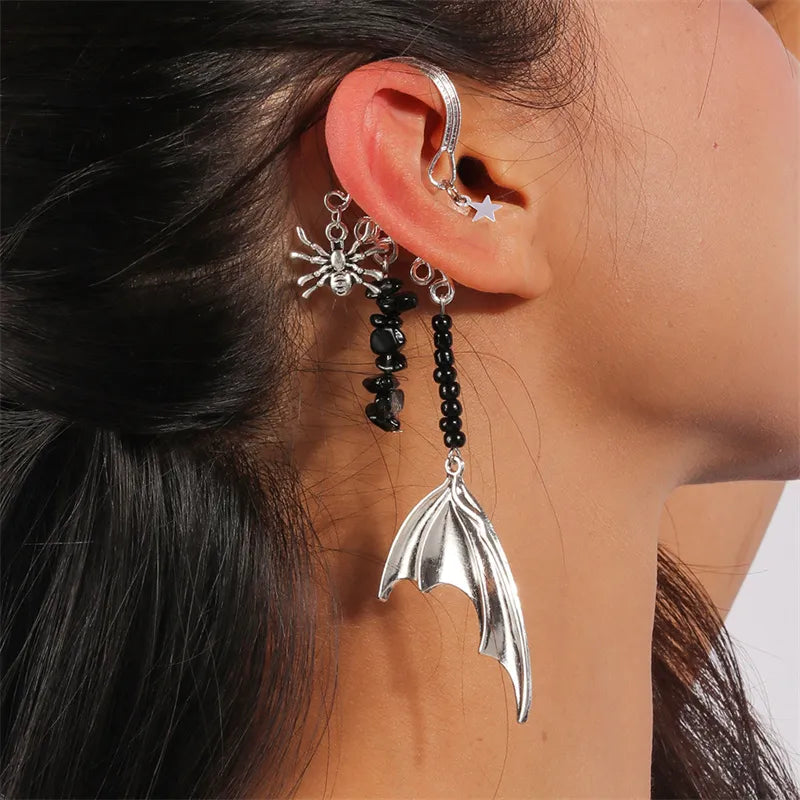 Hot Fashion 1Piece 3D Creepy Black Spider Ear Stud Earrings Hot Selling Unique Punk Earrings For Women Halloween Gifts