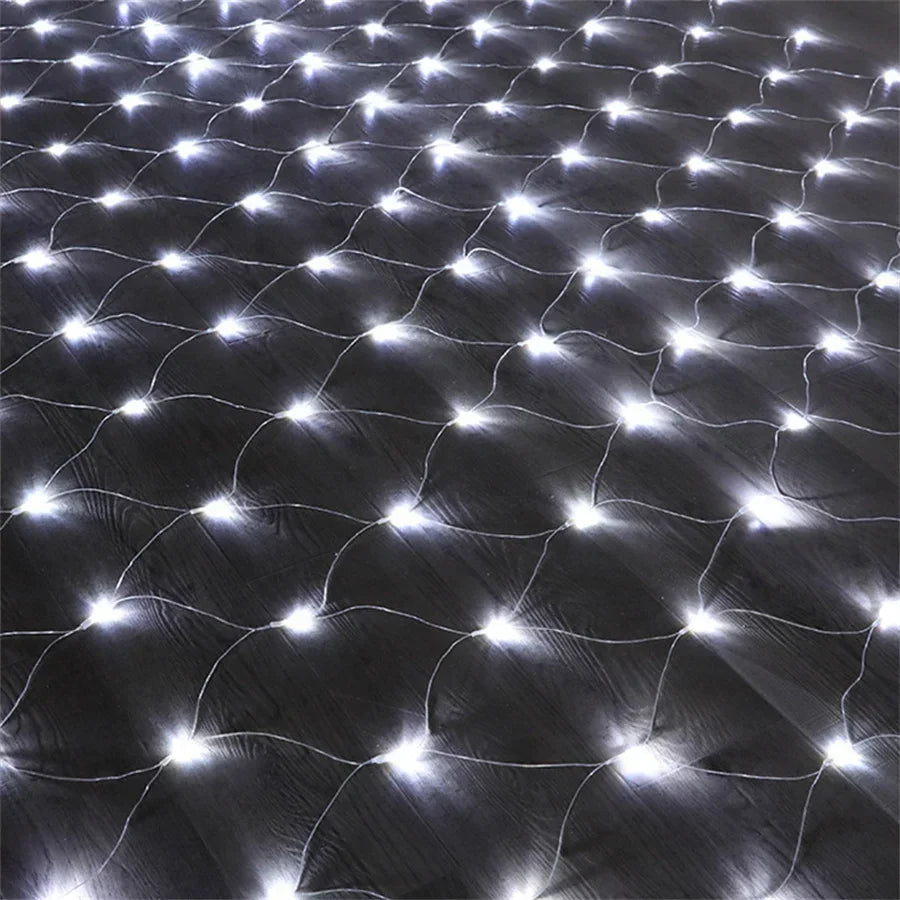Thrisdar 8X10M 2000 Large Size LED Net Light Outdoor Mesh Light Waterproof Christmas Bush Net Light for Tree Garden Wedding Deco