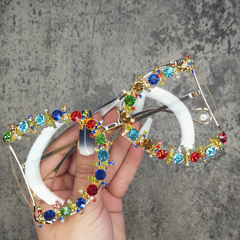 Alloy Oversized Cooling Pearl Sun Glasses Women UV400 2022 Flower Crystal Hip Hop Steampunk Queen Sunglasses  Luxury Brand