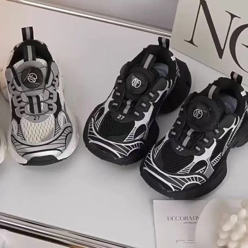 Children’s Sports Shoes 2026 Autumn New Casual Running Sneakers Boys Girls Premium Design Retro Dad Sneaker Lightweight Non Slip