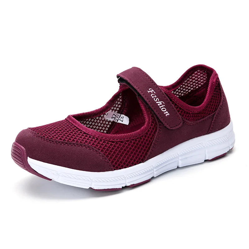 2024 New Casual Shoes Fashion Women's Sneakers Soft Trainers Women Sneakers Slip On Plus Size Shoes Women Ladies Vulcanize Shoes