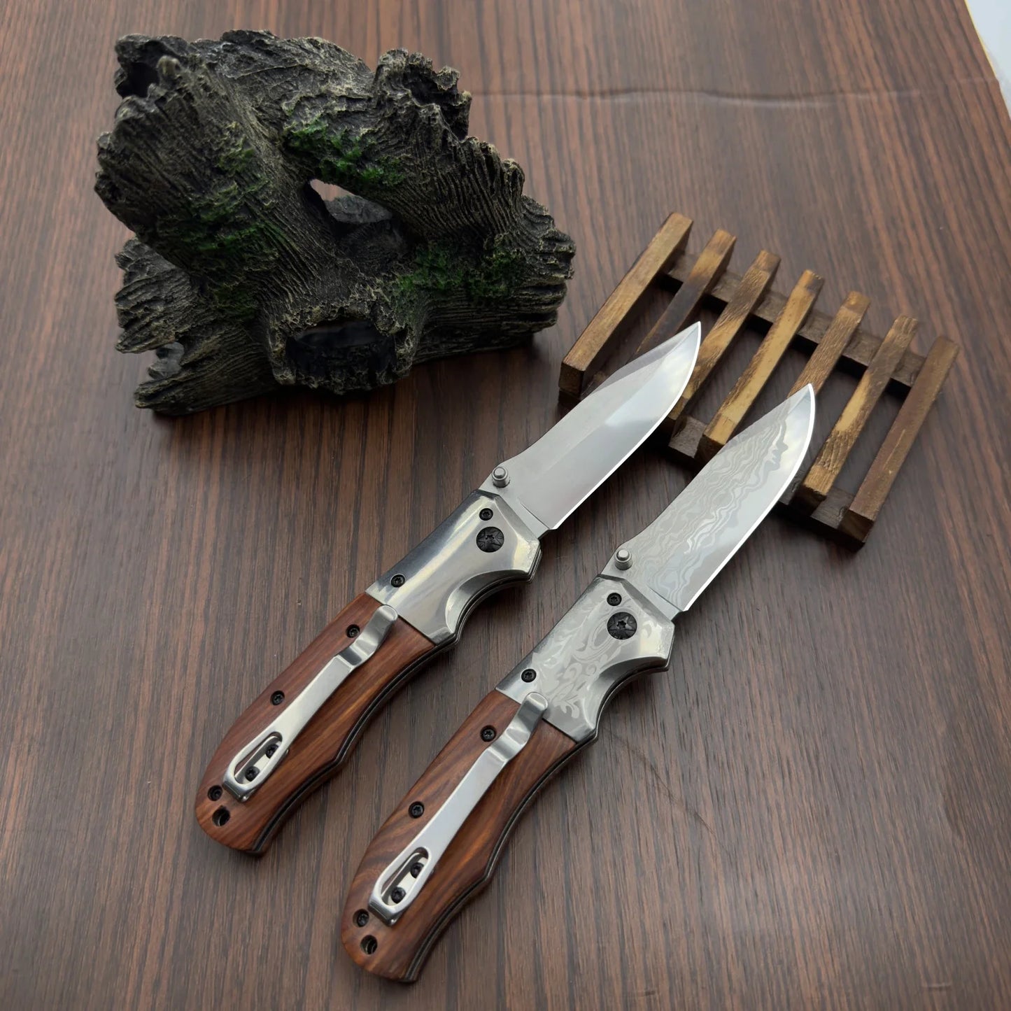 Folding knife, wooden handle, portable pocket knife, sharp, high-end fruit knife, for outdoor use, high hardness knife