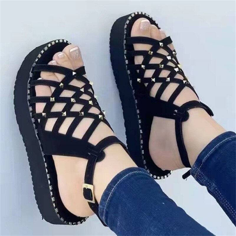 Women's Rivet Sandals 2022 Summer New Fashion Buckle Platform Roman High Heels Casual Sports Beach Wedge Sandals Chaussure Femme