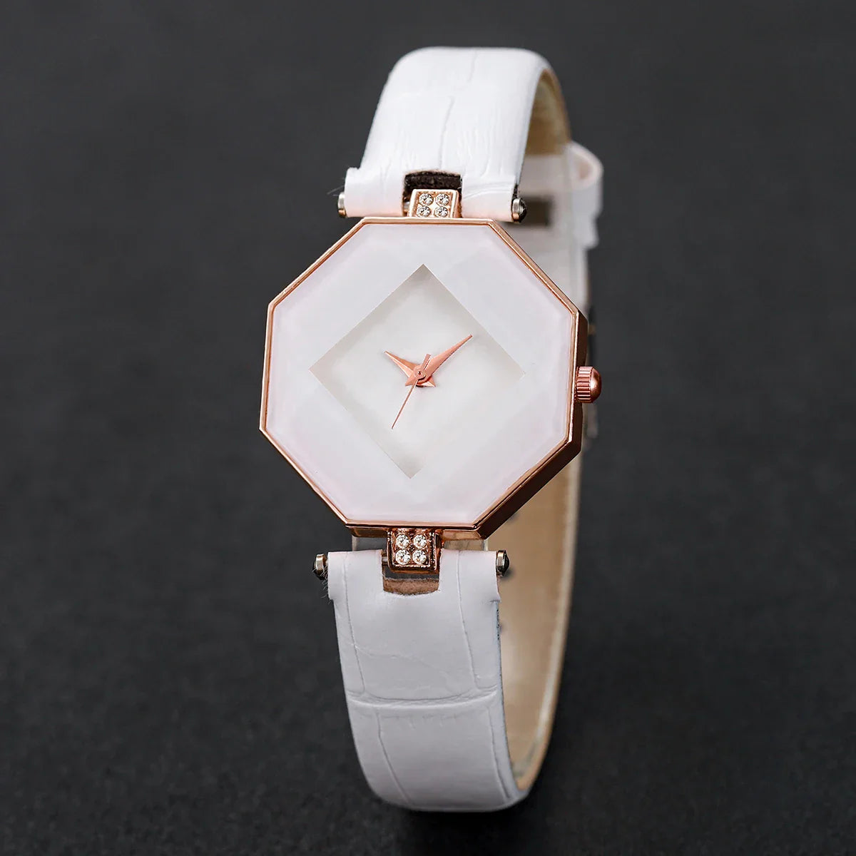 2PCS Fashion Women's Watches Casual Leather Band Analog Quartz Watch Pearls Bracelet Set（Without Box）