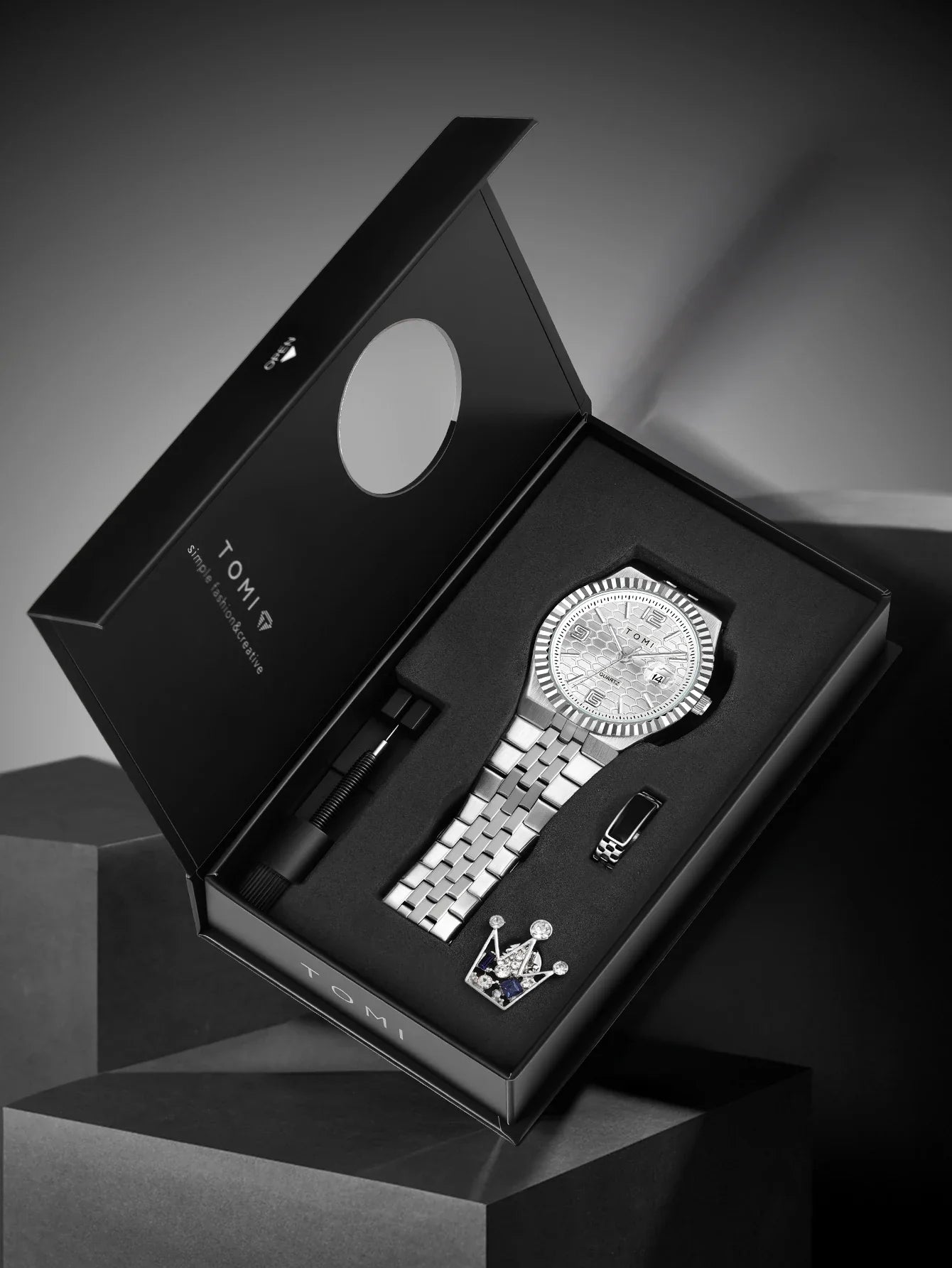 Luxury Men's Watch Steel Band, Calendar, Multi-function Quartz Watch, Ring, Cufflink Gift Box Set.