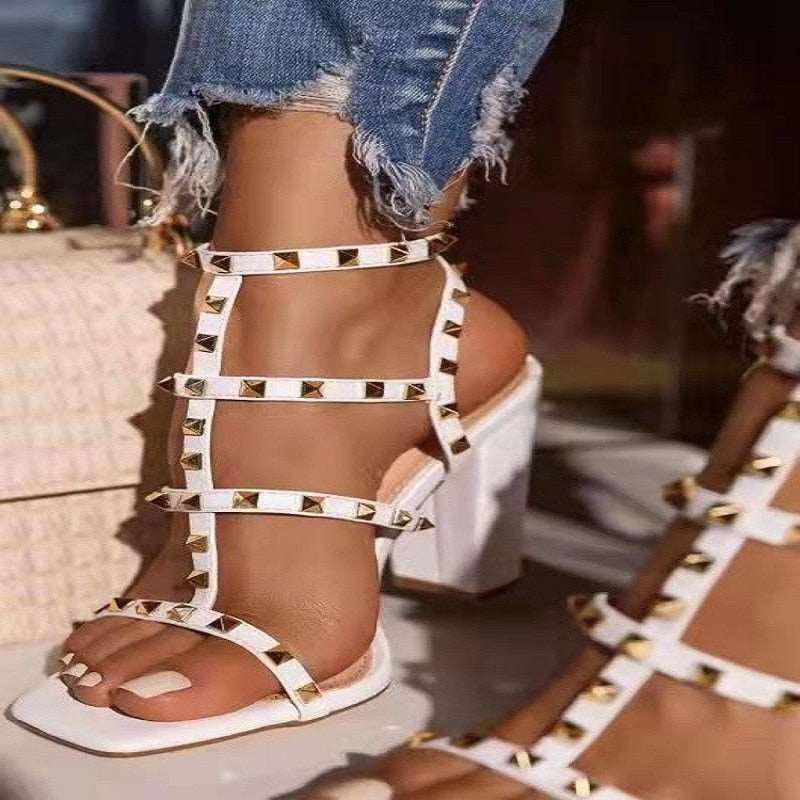 Summer New High Heels Studs Fashion Designer Open Toe Gladiator Sandals Sexy Buckle White Ladies Roman Sandals Plus Size 43