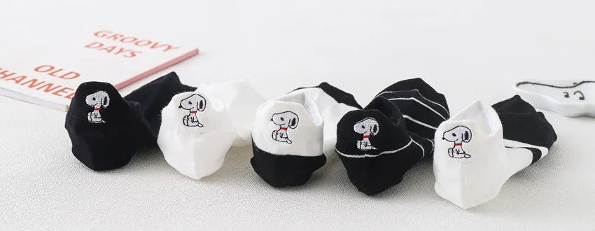 5 Pairs/lot Snoopy Socks Cotton Casual Warm Women Streetwear Kawaii Embroidery Socks Short Happy Ankle Breathable Sports Socks
