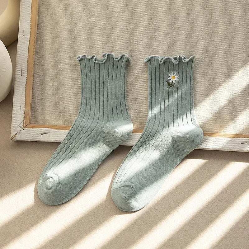 New Women Socks Korean Style Flower Trend Casual Cotton Socks Girls Frilly Ruffle Cute Sweet Breathable Kawaii Crew Socks Girls