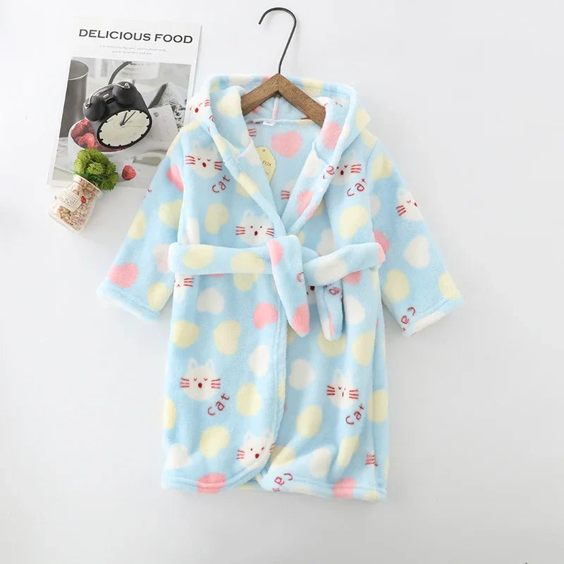 Winter Children Flannel Bath Robe Baby Cartoon Printed Hooded Bathrobe Baby Boy Girl Pajamas Kids Sleepwear Robe Nightgown