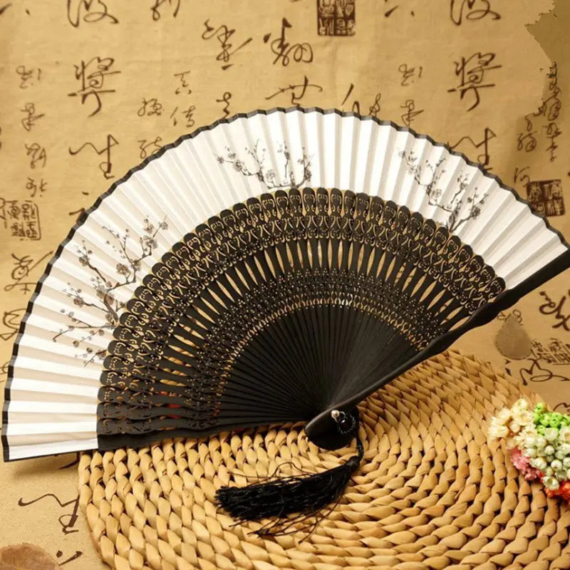 31 Styles Folding Fan Black Japeneses Ladies Silk Hand Fans High Quality Bamboo Crafts Wedding Dance Home Decor Ornament