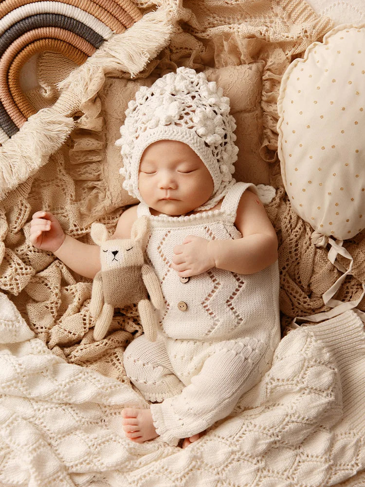 Newborn Photography Props Nordic Style Theme Set Knitted Hollow Jumpsuit Crochet Flower Hat Doll Rainbow Studio Baby Photo Props