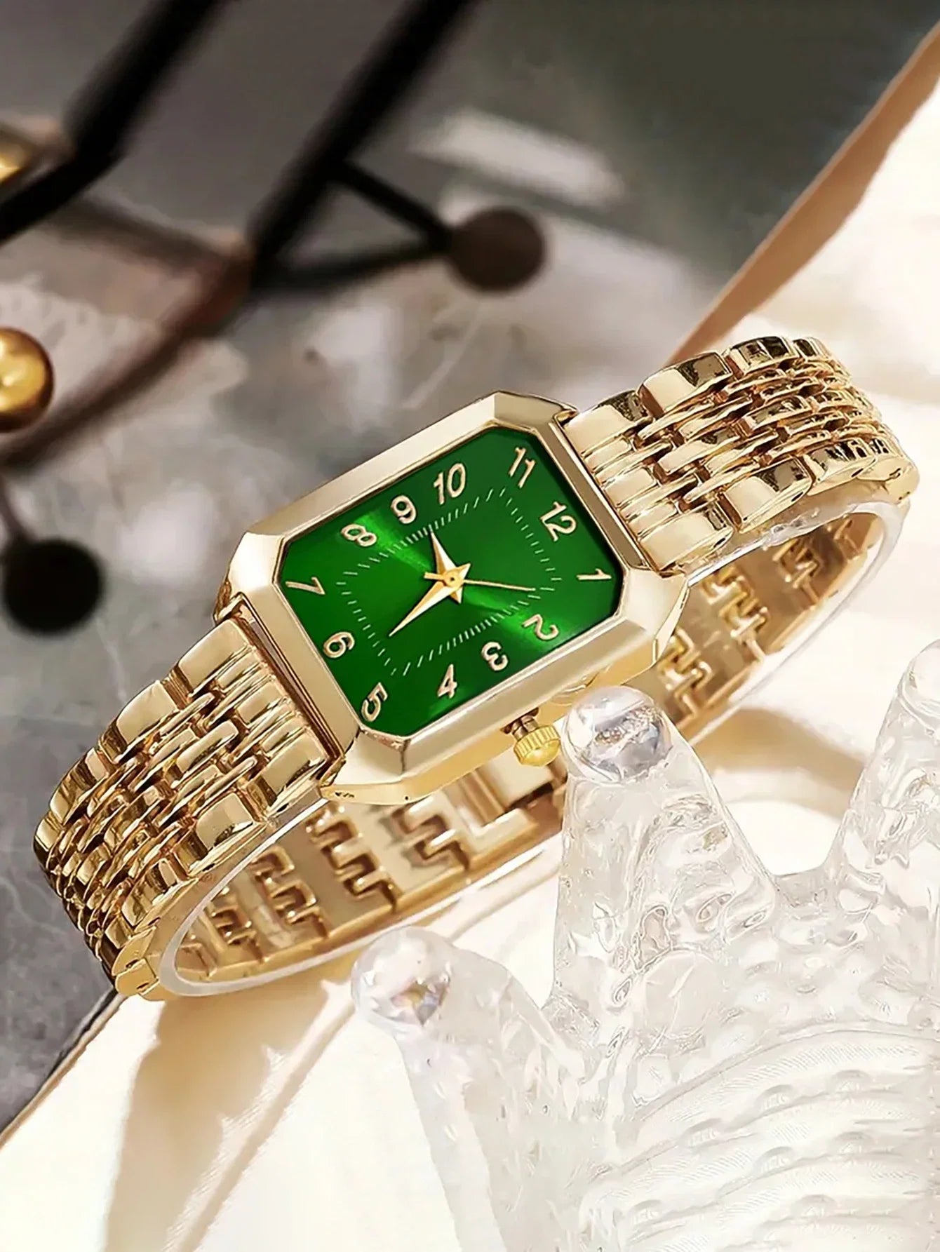 Ladies Quartz Watch Set with Embedded Jewelry Birthday Gift Not including Box Elegant Timepiece And Accessory Combo