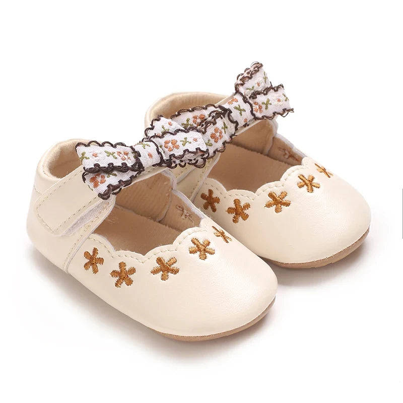 0-1Year Baby Shoes Infant Pre-Walker Shoes Girls Princess Bow Shoes Cute Breathable Flower Soft Sole Casual Sports Footwear