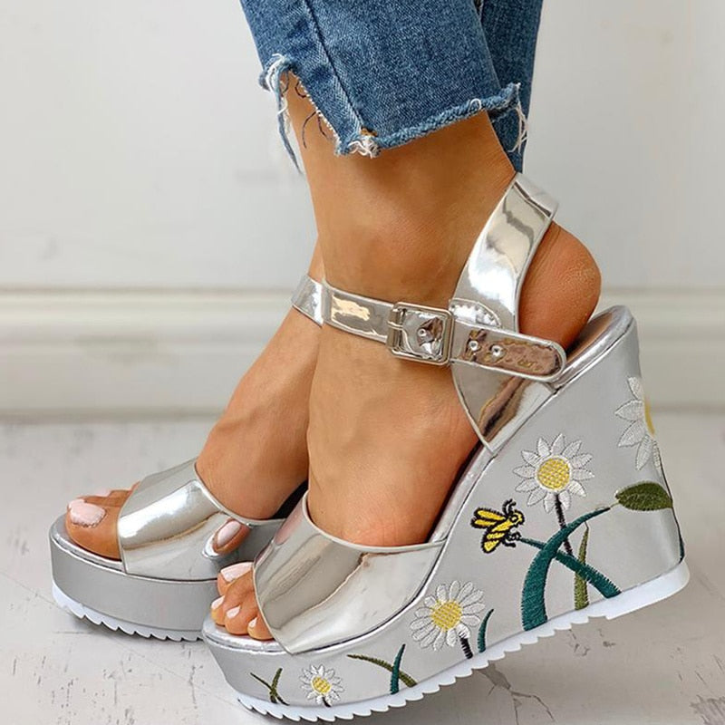 Women's Sandals 2022 Summer New Beach Open Toe Print Fish Mouth Shoes Fashion Buckle Platform Versatile Wedge Lady Roman Sandals