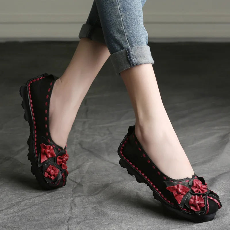 GKTINOO Retro Women Shoes Loafers Big Flower Soft Soles Casual Low Heel Luxury Shoes Flats Elegant Genuine Leather Ladies Shoes