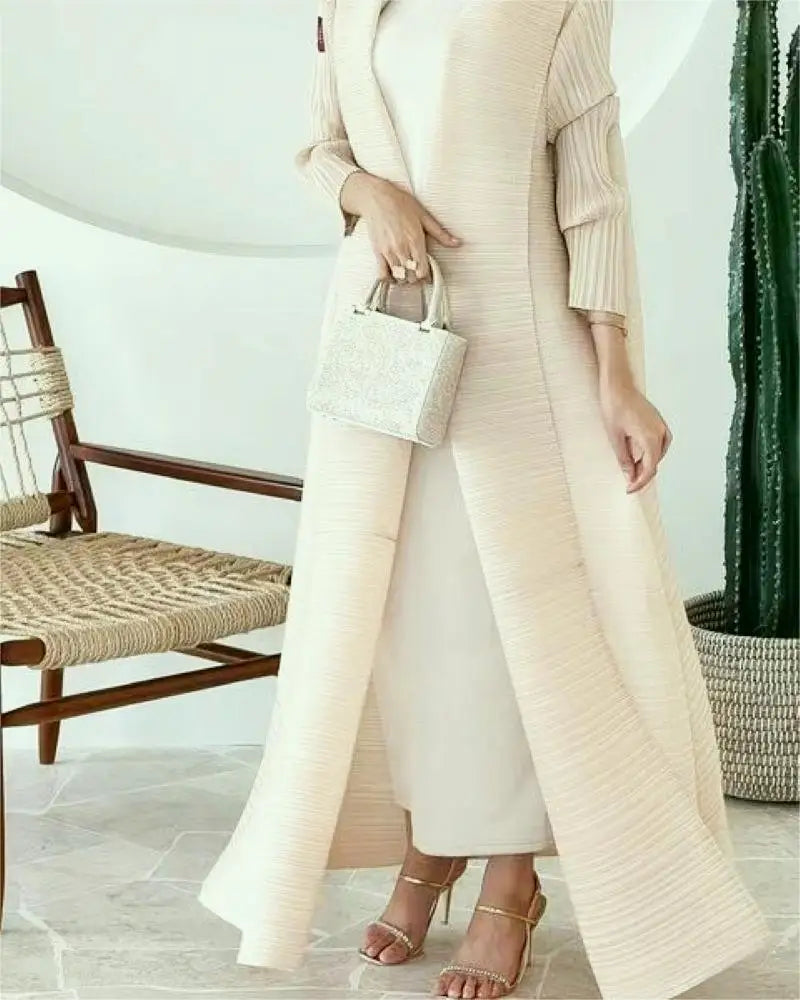 Miyake Pleated abaya with Turn-down Collar, Long Sleeve, Vintage Printed Design, Plus Size