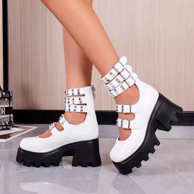 Sandals Women 2023 Summer New Rivet Hollow Thick Wedge Gladiator Heels Fashion Leather Metal Buckle Outdoor Casual Roman Sandals