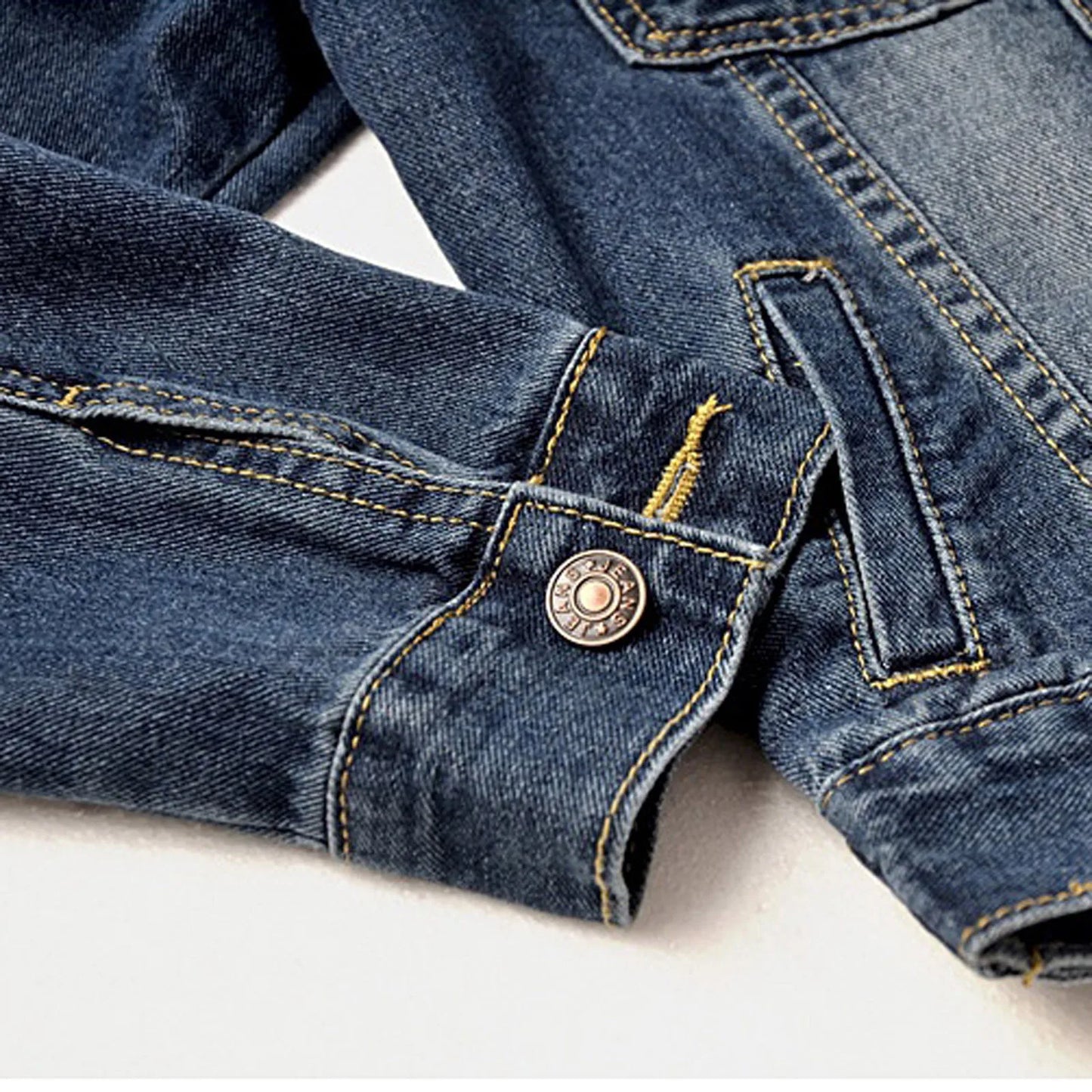 Winter Jacket Women’s Hooded Faux Denim Coats Long Sleeves Detachable Hat Thick Plush Lined Warm Jean Coats Stylish Ladies Coats