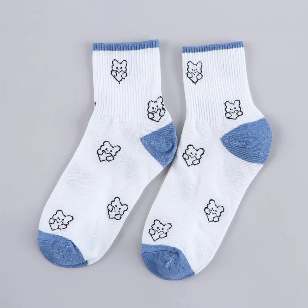Comfortable Casual Fashion Autumn Cartoon Winter Cotton Sport Women Hosiery Middle Tube Socks Bear Socks Couple Socks