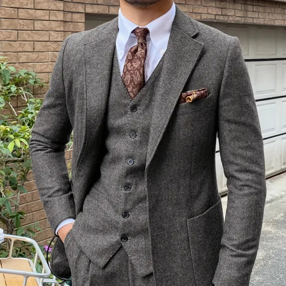 Elegant 3-Piece Men Tweed Formal Banquet Spineless Men Suit.