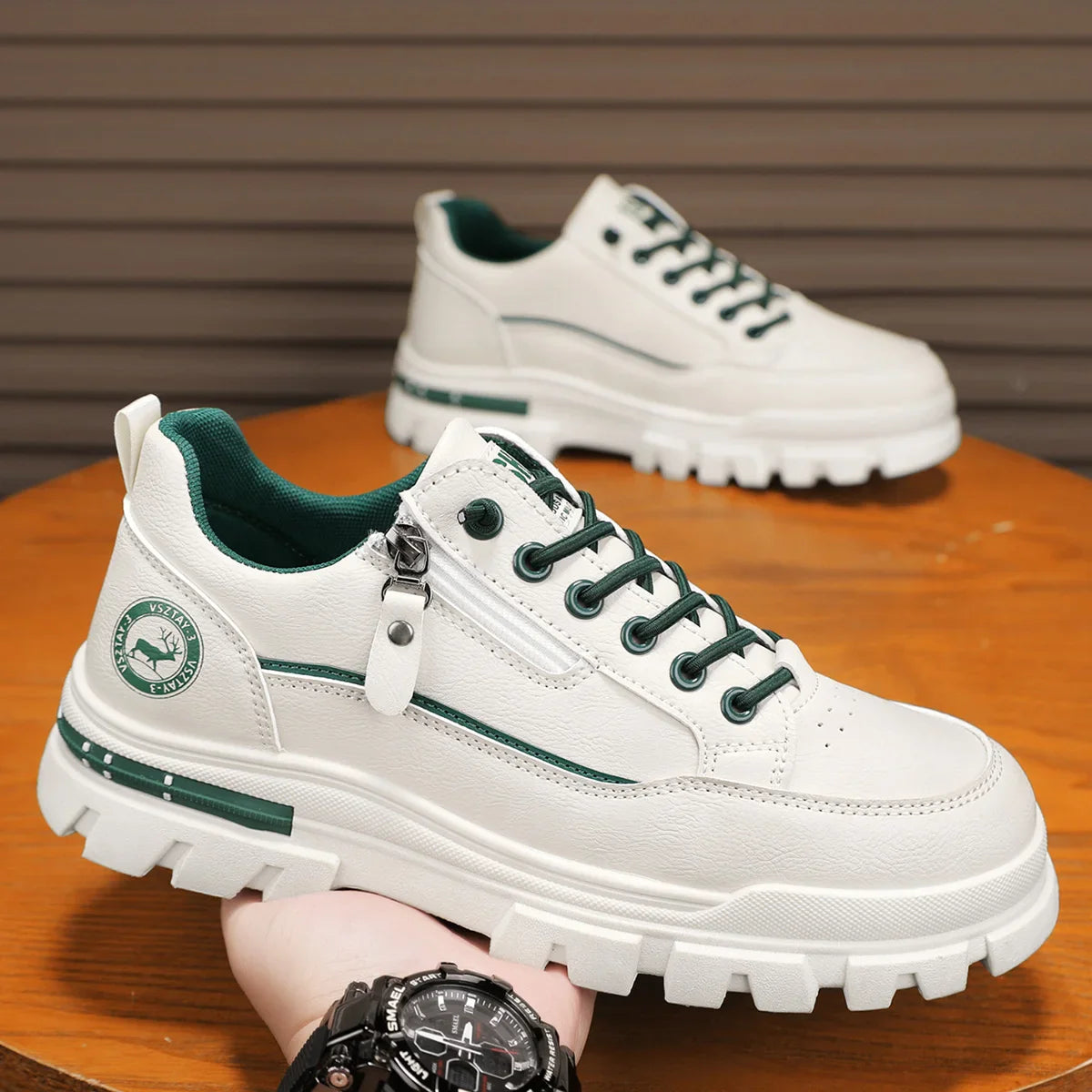 Men's casual sports outdoor hiking trendy fashion street comfortable.