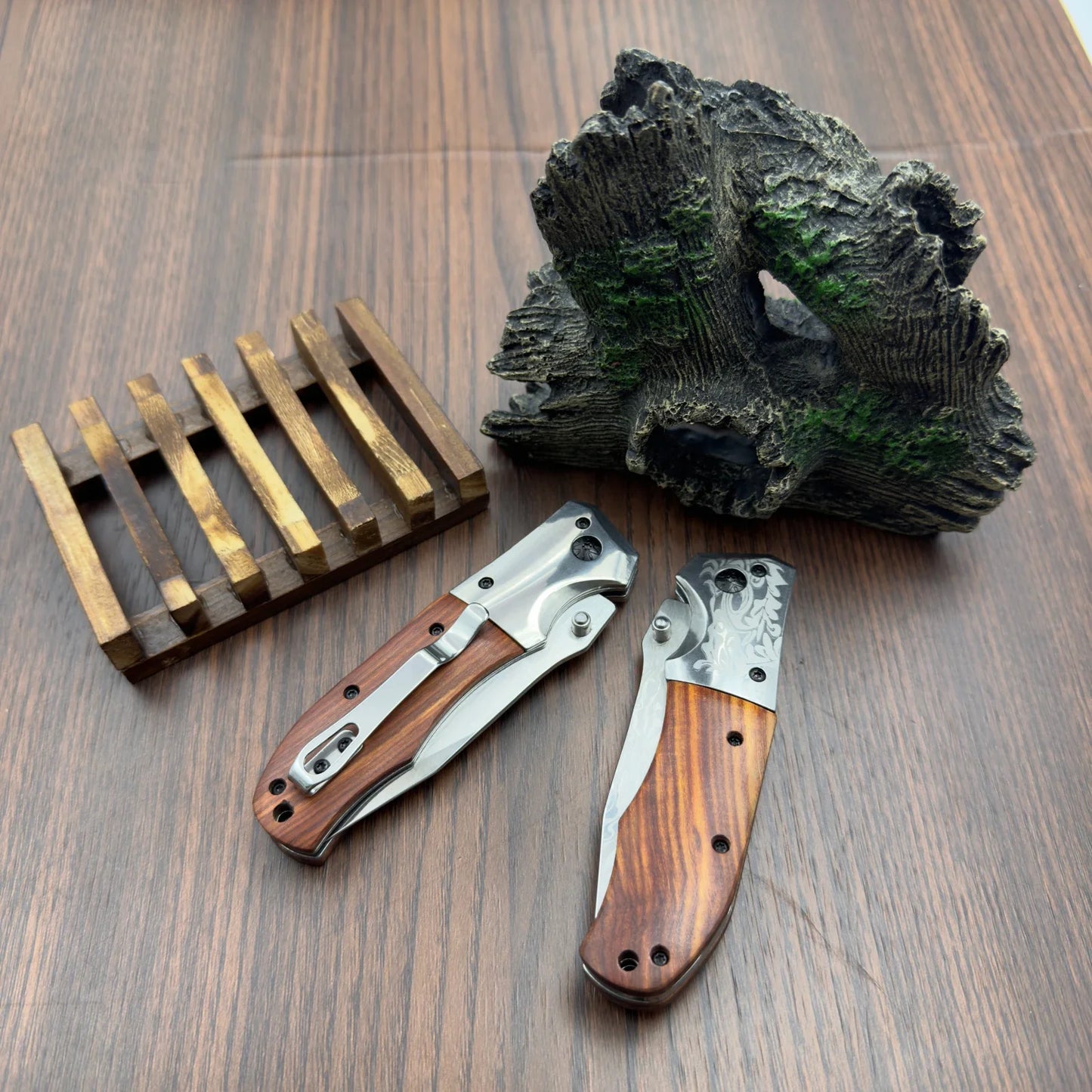 Folding knife, wooden handle, portable pocket knife, sharp, high-end fruit knife, for outdoor use, high hardness knife