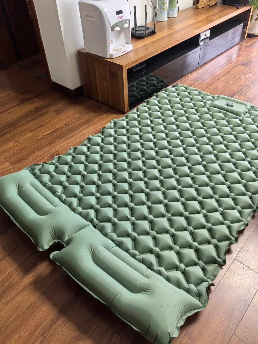 Double Air Mattress Camping Blow Up Bed w/Built-in Pump, Waterproof Portable Thickened for Outdoor Travel.