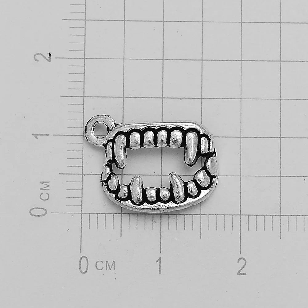 30pcs/lot Antique Witch Wizard Skull Spider Web Bat Boo Charms Halloween Pendant For Diy Jewelry Making Supplies Accessories