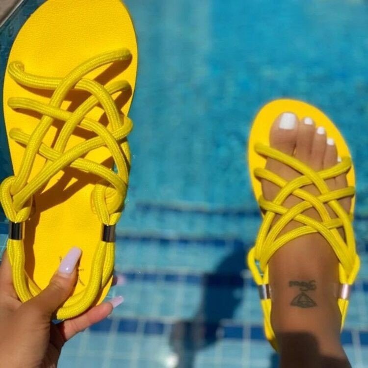 Women's Sandals 2022 Summer New Outdoor Sexy Beach Solid Color Flip Flops Fashion Pinch Toe Buckle Casual Sandalias De Mujer
