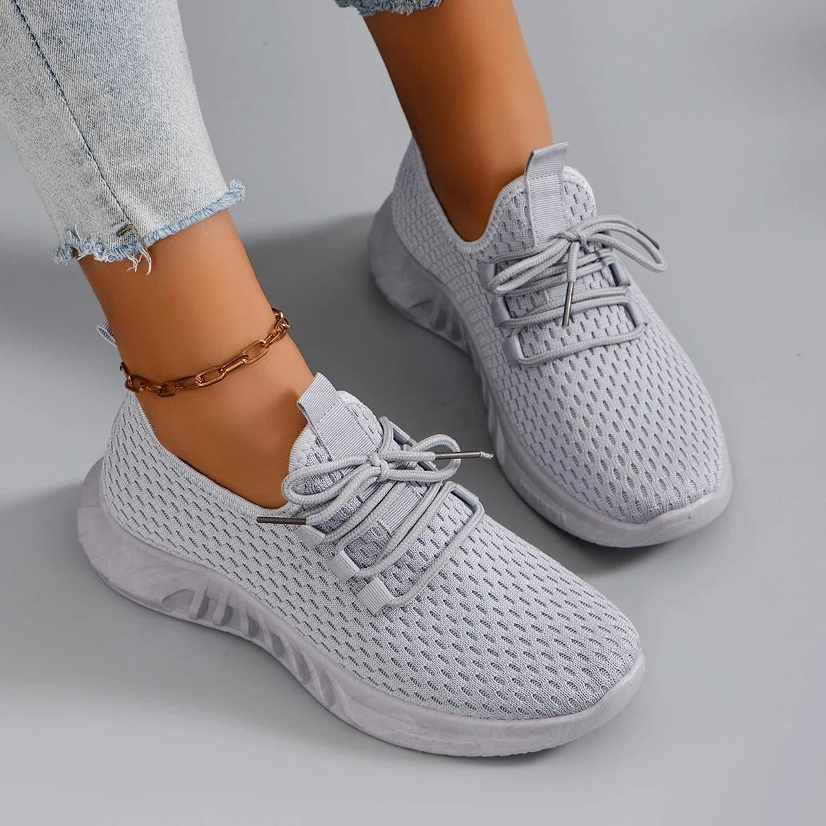 Spring new women's sports shoes, fashionable, breathable, lightweight, non-slip, wear-resistant, casual sports shoes, flat shoes