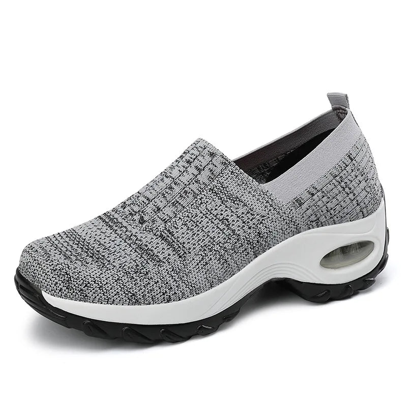 Breathable Mesh Slip-On Sports Shoes Comfortable Thick Bottom Heightening Walking Shoes for Women Casual round Toe Rubber Sole